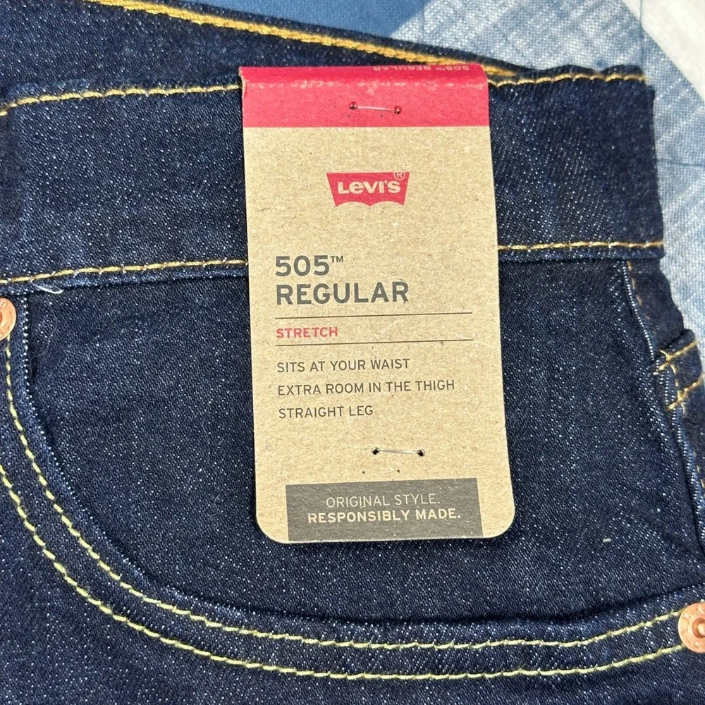 NWT Levis 505 Regular Fit Stretch Jeans Mens 36x30 Dark Indigo Straight Leg